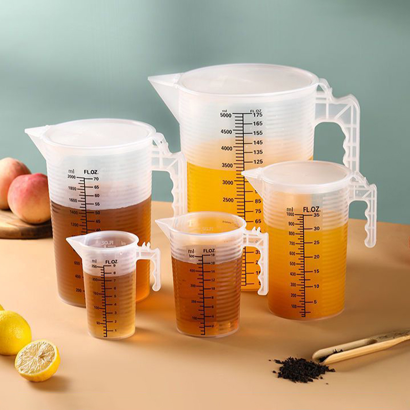Kitchen Baking Containers - 100-5000ml Plastic Measuring Cups with Lid