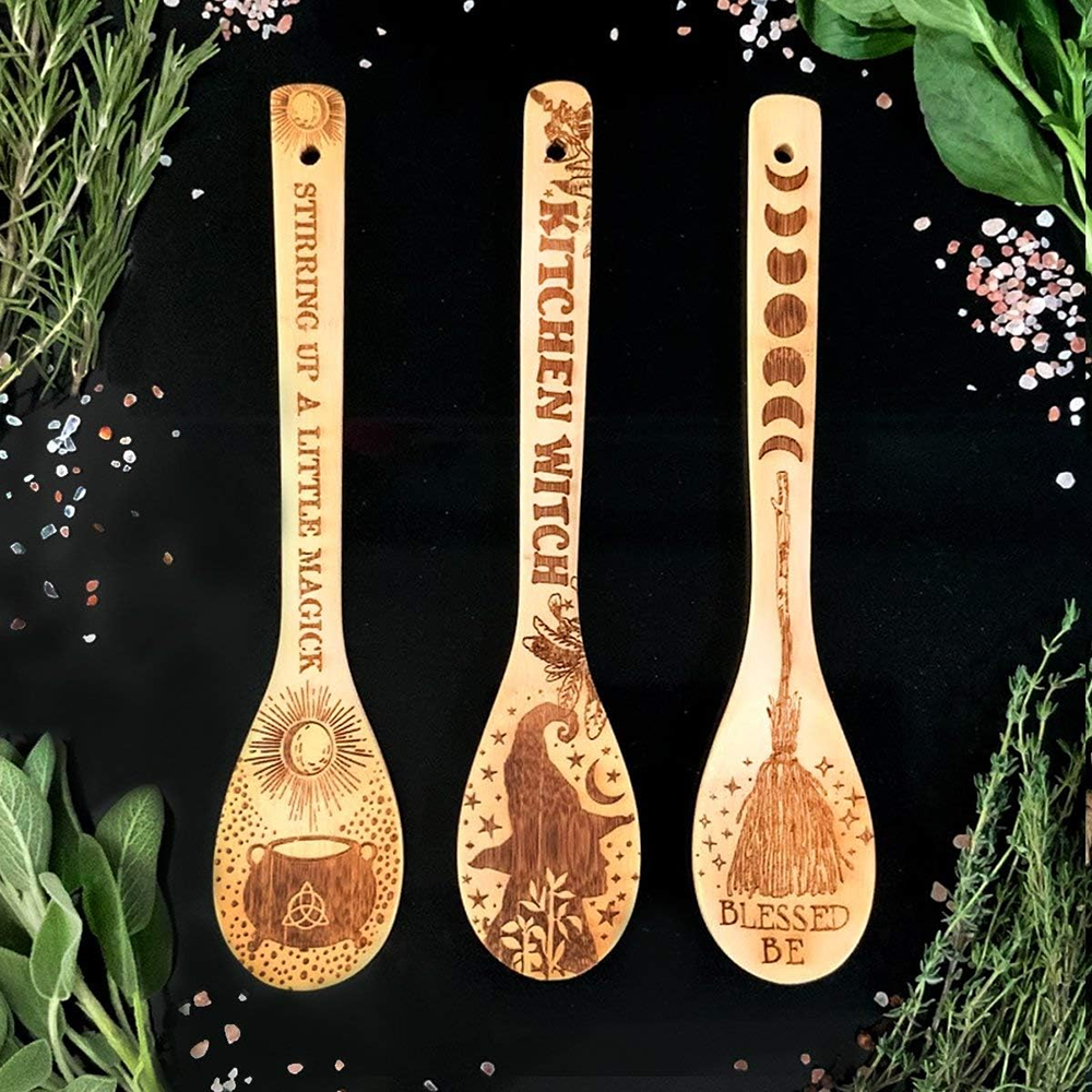 Witchy Decor Yule Bamboo Woode - Kitchen Witch Baking recensie en prijs